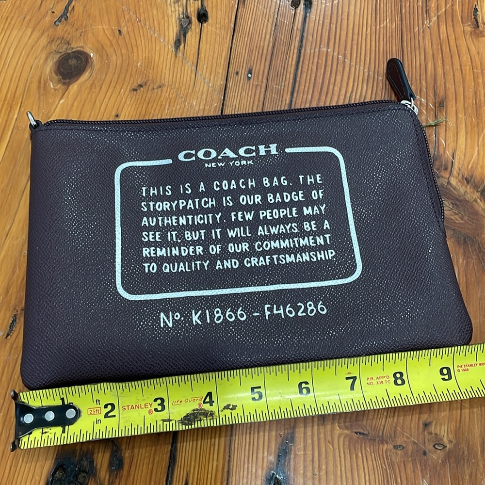 Coach storypatch pouch wristlet purse bag no. K1866-F46286 - Picture 7 of 8